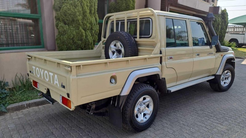 Toyota Kenya - Toyota Land cruiser 79 for $55 000,00 - Transautomobile